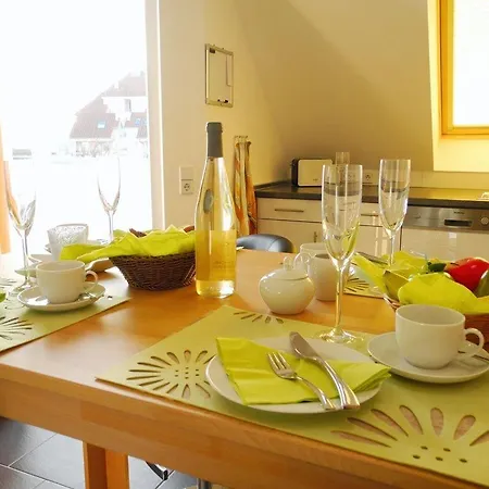 Strandpark-grossenbrode-haus-sonnendeck-wohnung-35-sonnenzeit
